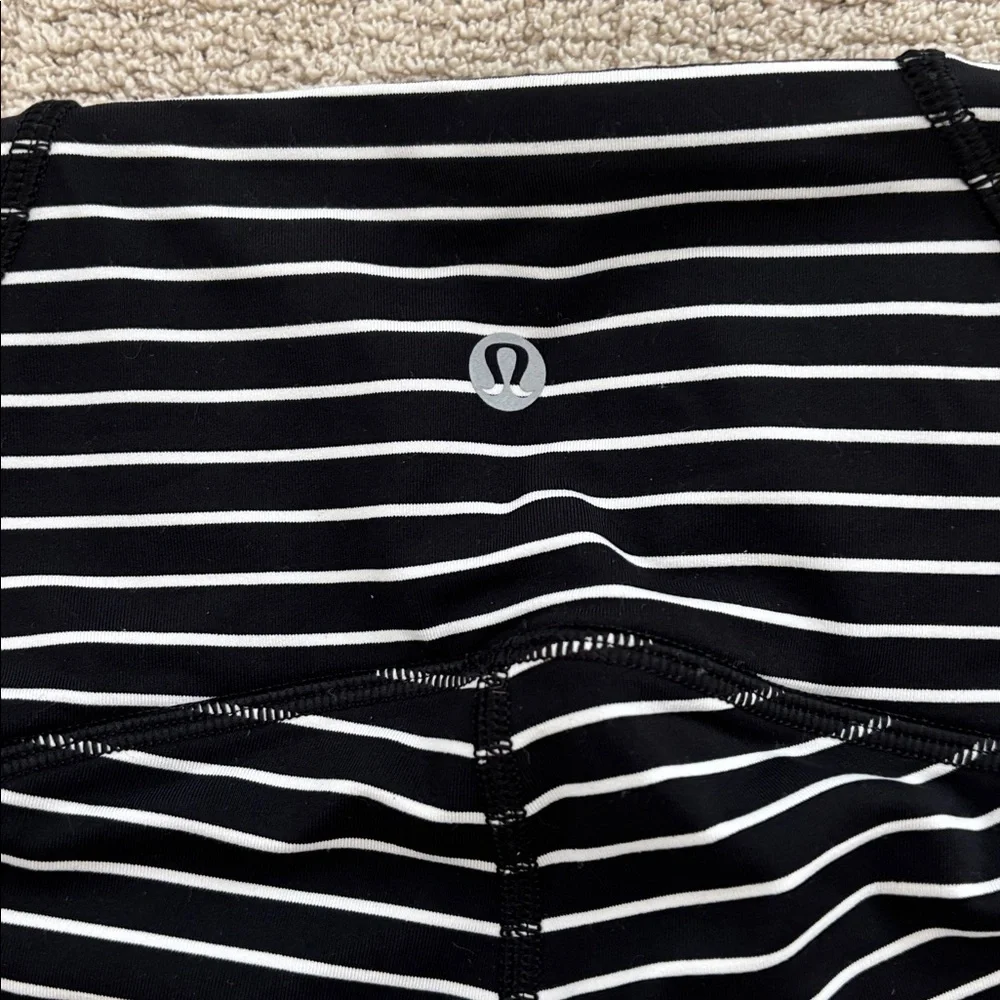 NWOT Lululemon Train Times Striped Leggings Tights 25